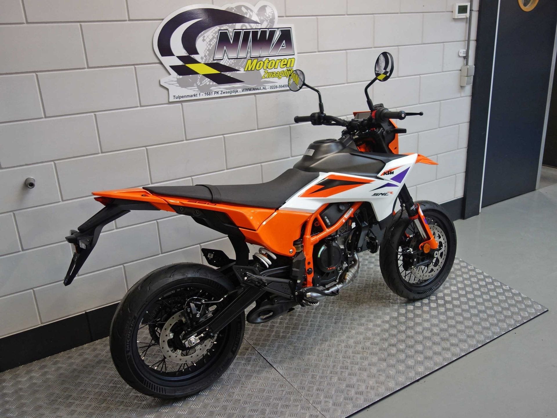 KTM 390 SMC R, 390 cc, 12 t/m 35 kW, SuperMoto, Gebruikt