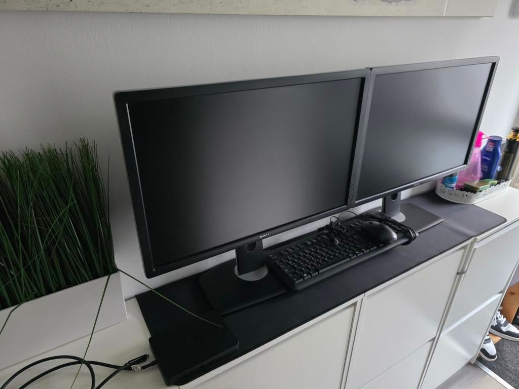 Complete Dell thuiswerk set inclusief dockingstation, Computers en Software, Monitoren, Ophalen of Verzenden, Dell, In hoogte verstelbaar