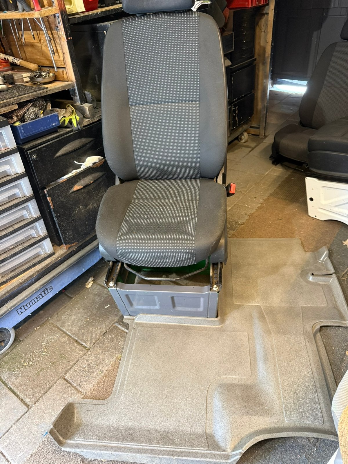Bijrijdersstoelen voor mercedes sprinter 906/vw crafter, Ophalen, Gebruikt, Mercedes-Benz