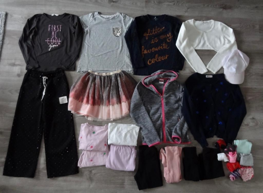 Pakket meisjes kleding maat 134 140, Ophalen of Verzenden, Zo goed als nieuw, Meisje, Setje