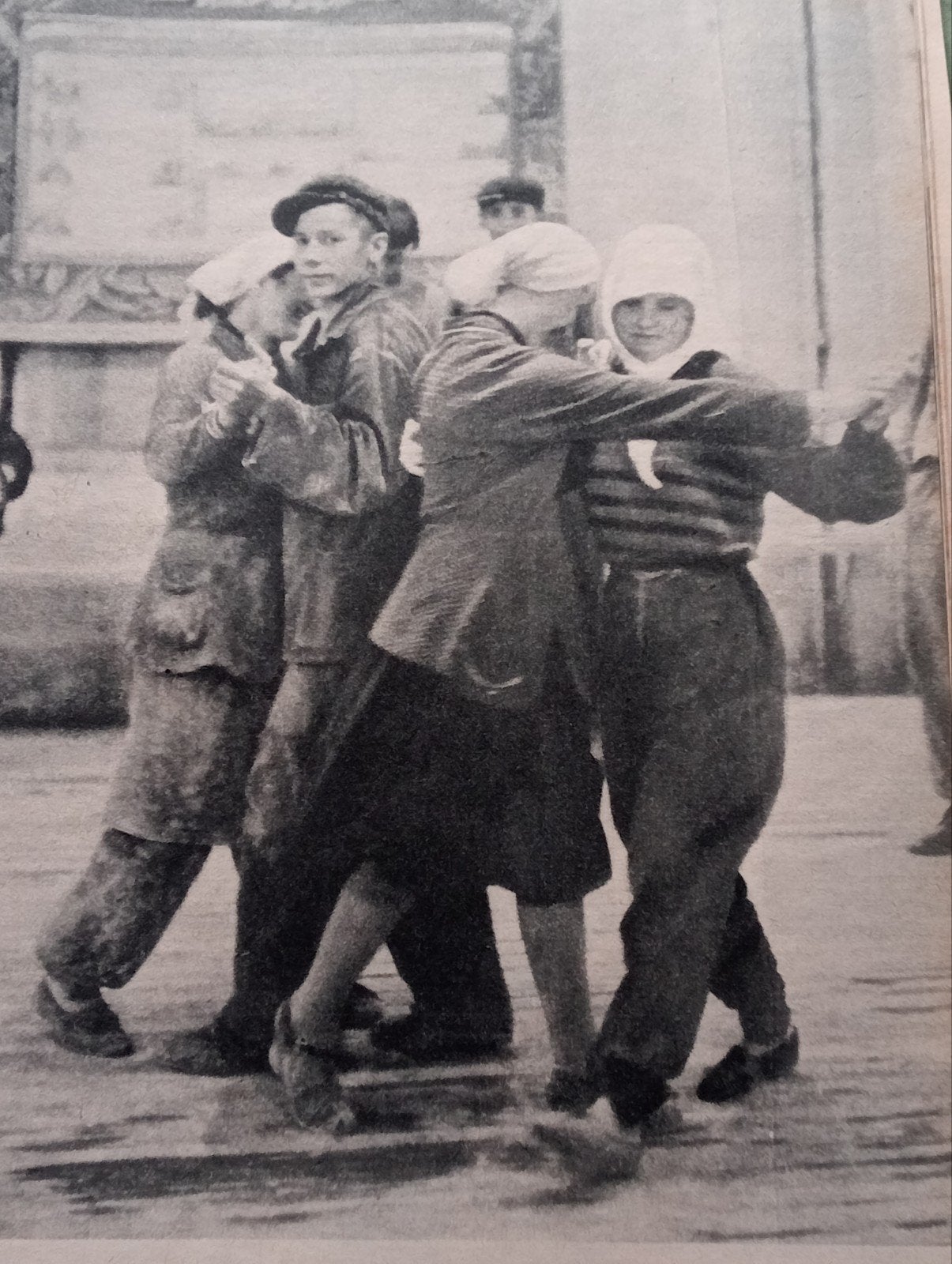 Paris Match N305 - 5 februari 1955 - Le Peuple Russe, Ophalen of Verzenden, Gelezen, Overige typen