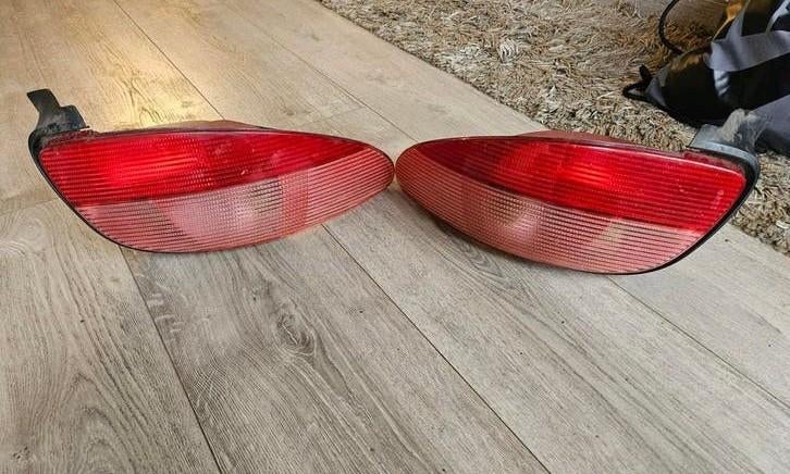 Peugeot 206 cc achterlichten  L en R Orgineel, Auto-onderdelen, Ophalen of Verzenden, Gebruikt, Peugeot