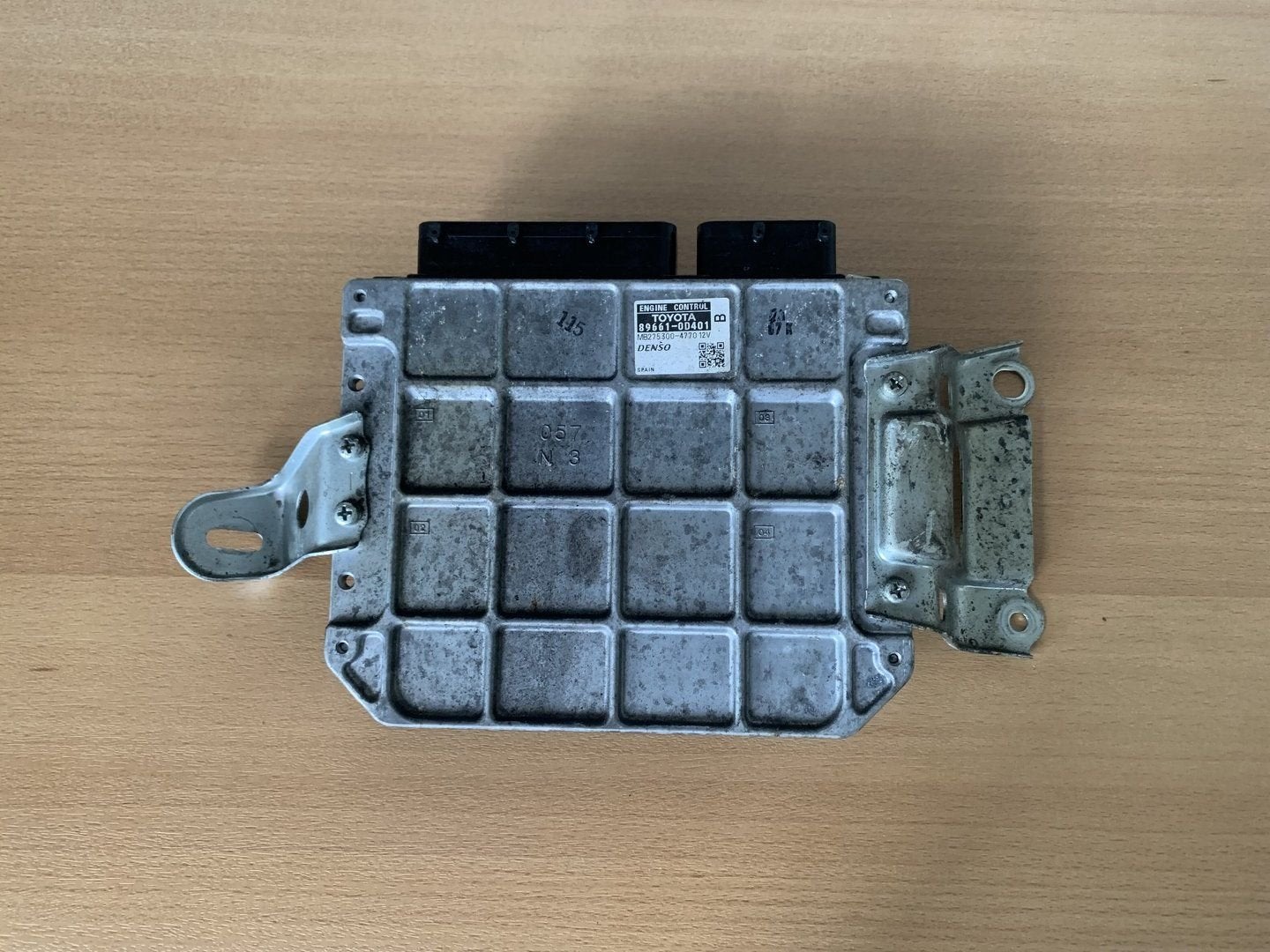 Computer motor Toyota Yaris II 1.3 Vvti 2SZFE 896610D401, Gebruikt, -, -, Ophalen of Verzenden