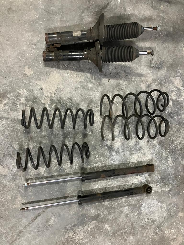 Schokbrekers, Veerpoten, Veren, Golf4, Origineel, Ophalen of Verzenden