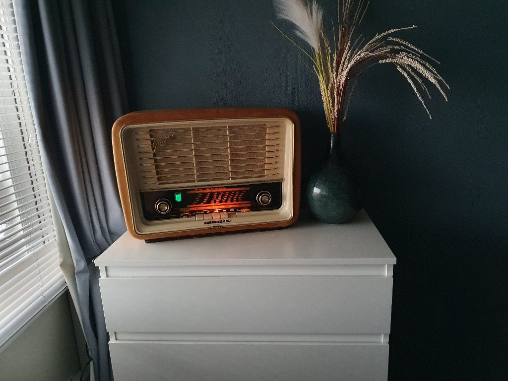 Telefunken Gavotte Export  optie Bluetooth, Antiek en Kunst, Antiek | Tv's en Audio, Ophalen of Verzenden