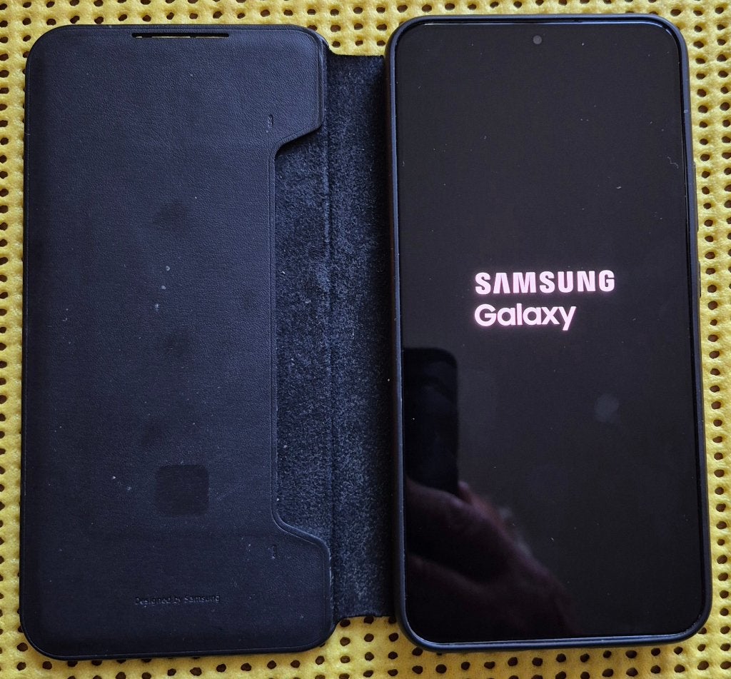 Samsung Galaxy S22+ 5G, 256GB en Smart led view cover, Zwart, Ophalen of Verzenden, Zo goed als nieuw, Zonder simlock