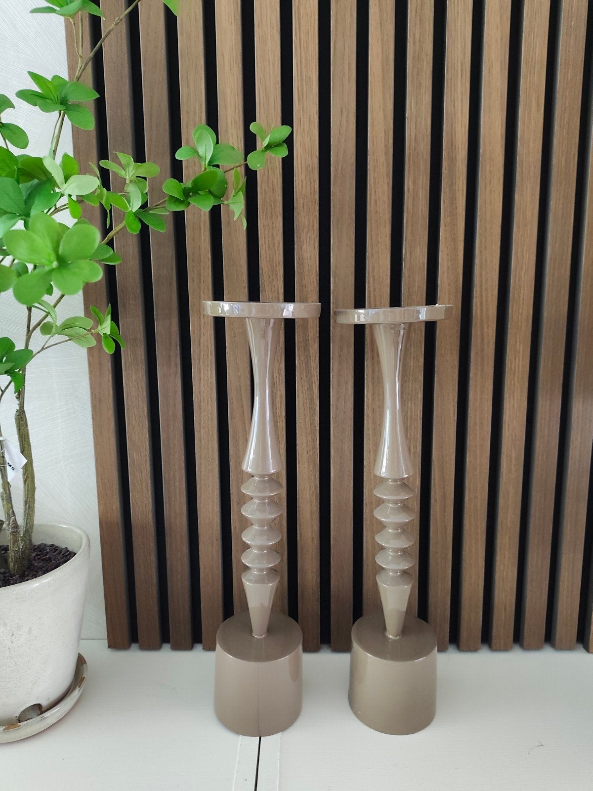 Light & Living Taupe Kandelaars - Set van 2, Overige materialen, Bruin, Ophalen of Verzenden, Zo goed als nieuw