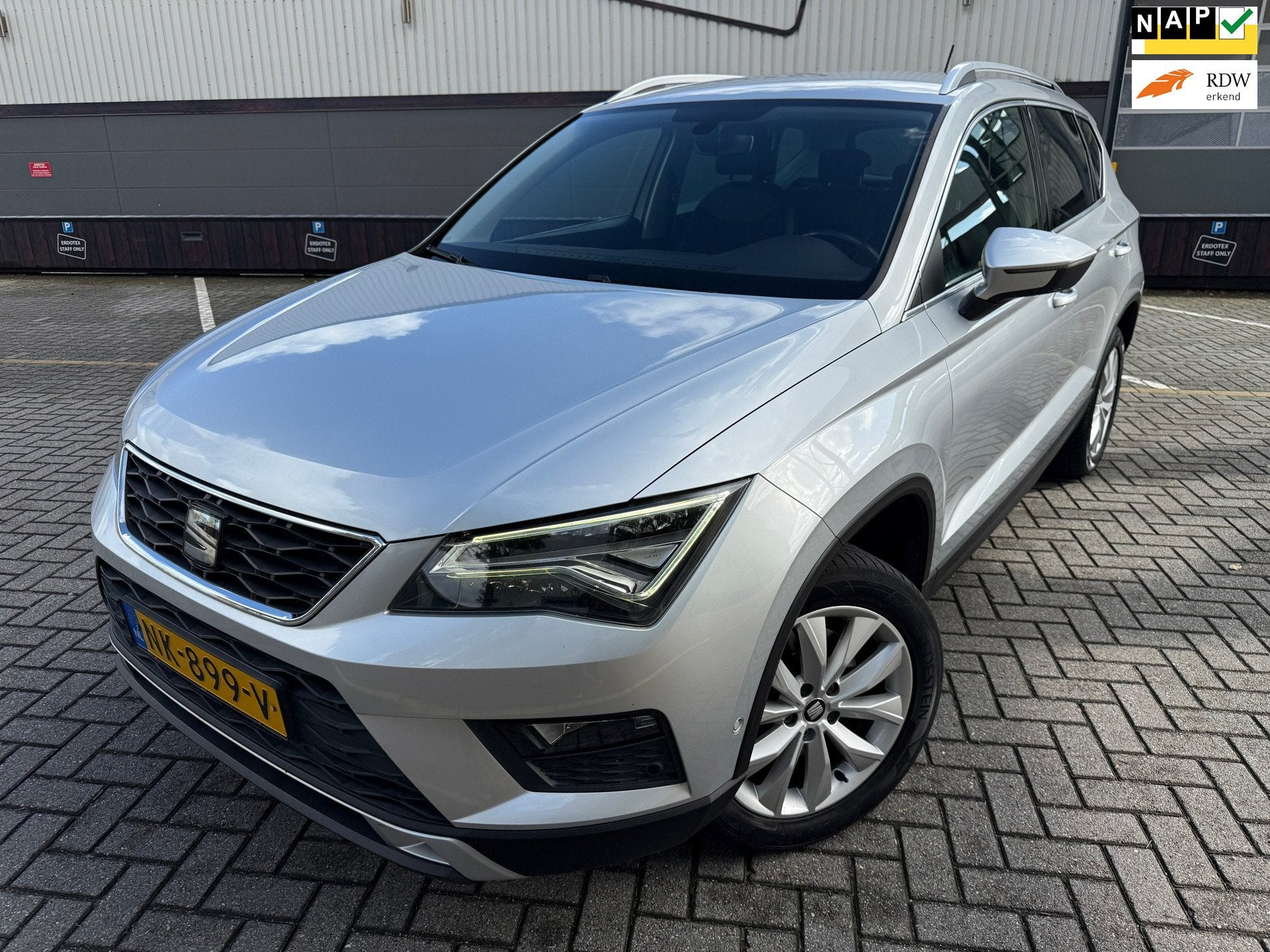 Seat Ateca 1.0 EcoTSI Limited Edition*2eEigenaar*NAVI*Cruise, Auto's, Voorwielaandrijving, Gebruikt, Euro 6, Origineel Nederlands