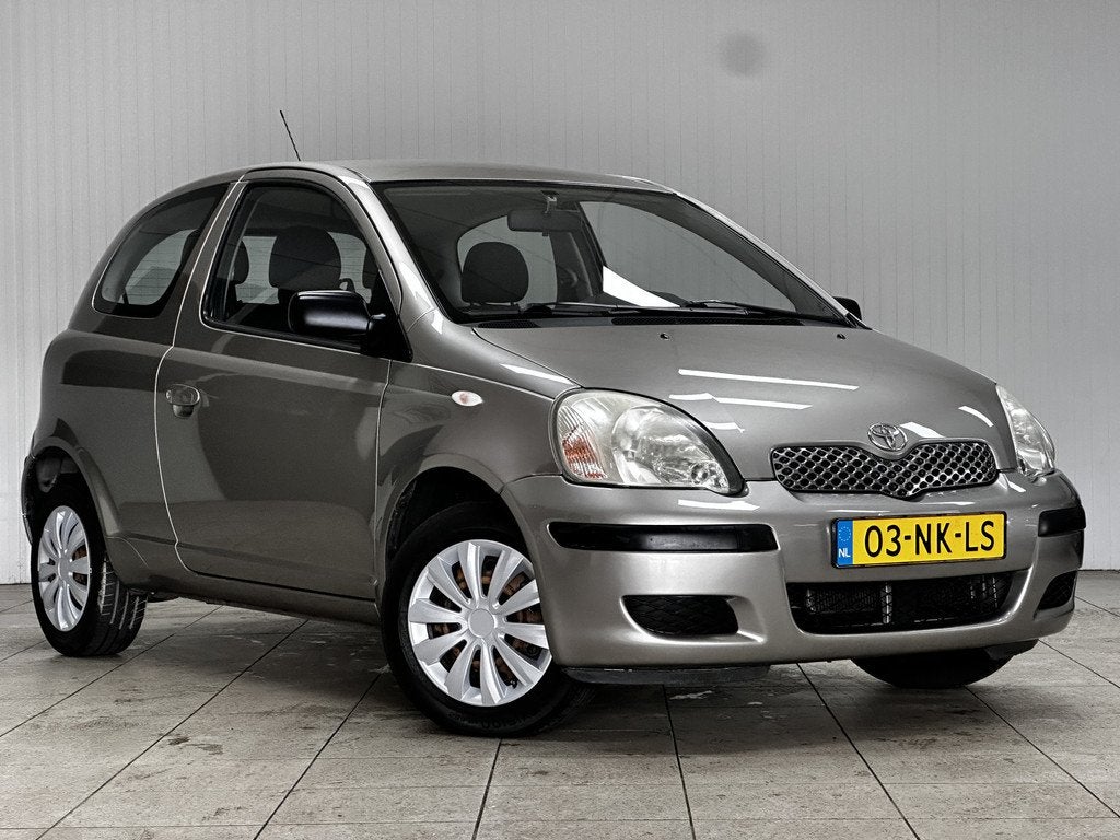 Toyota Yaris 1.0 VVT-i Terra MMT/ 106.000KM N.A.P!/ AUTOMAAT, Gebruikt, 4 cilinders, 400 kg, Origineel Nederlands