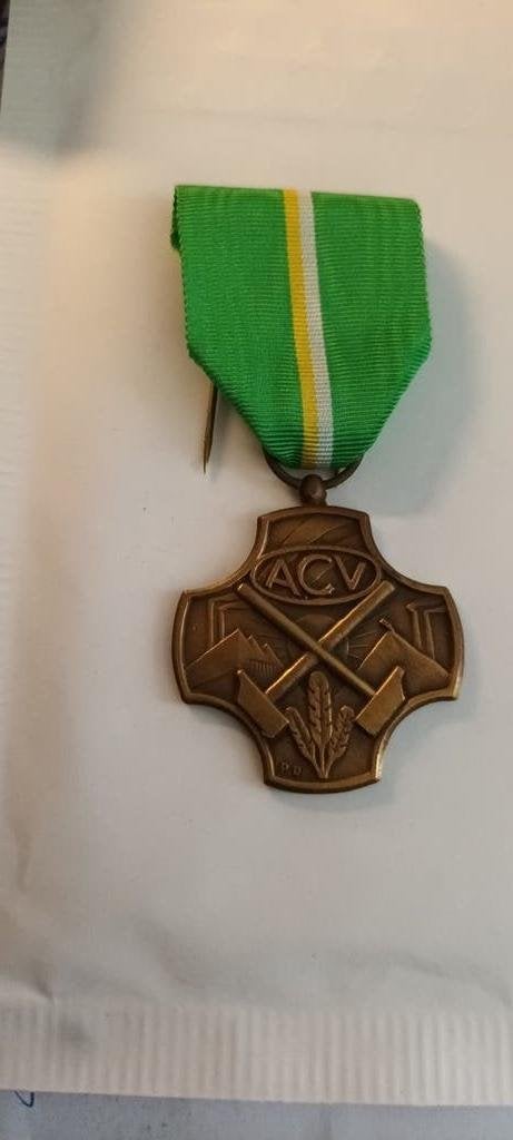 Oude Belgische Medaille "Hulde en Erkentelijkheid" ACV, Ophalen of Verzenden, Brons, Buitenland
