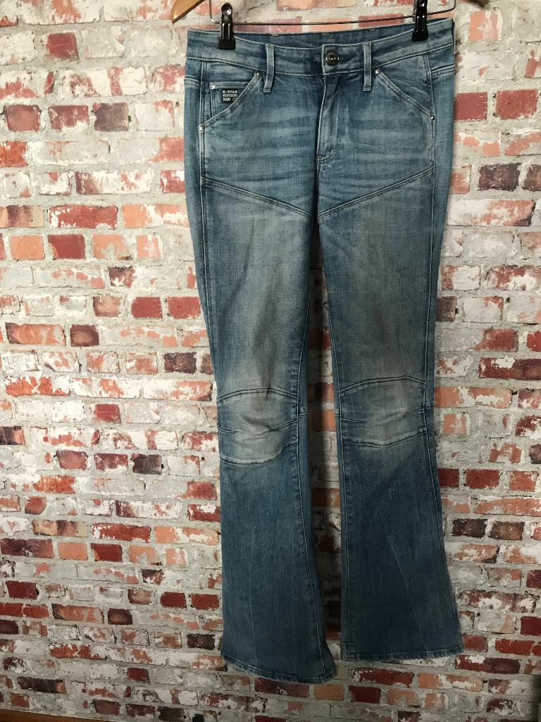 G-star High Flare 5620 jeans spijkerbroek maat 27 lengte 32, Kleding | Dames, Blauw, Ophalen of Verzenden, Zo goed als nieuw, W27 (confectie 34) of kleiner