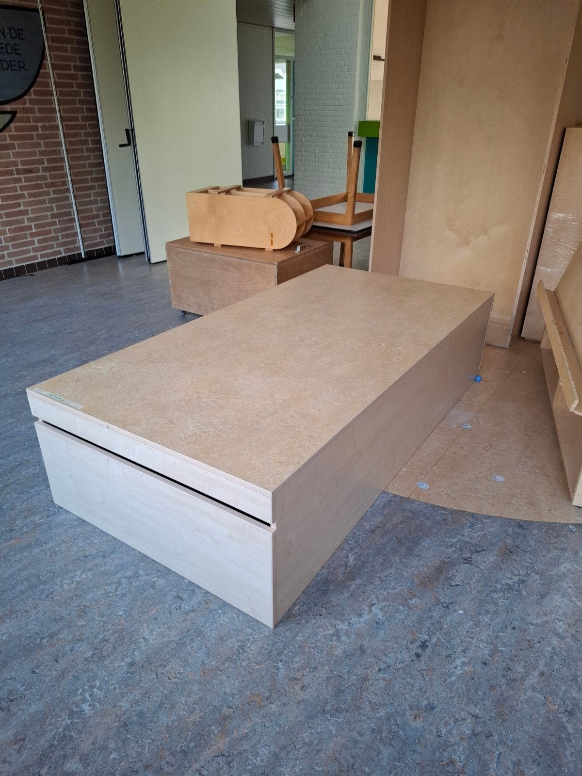 Podiumdelen 4 stuks, GRATIS, Huis en Inrichting, Ophalen, Gebruikt