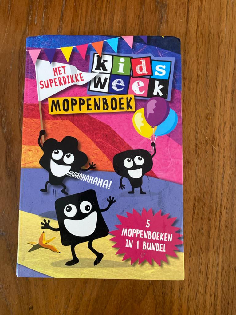 Het Superdikke Moppenboek - Kidsweek, Ophalen, Gelezen, 3 tot 4 jaar
