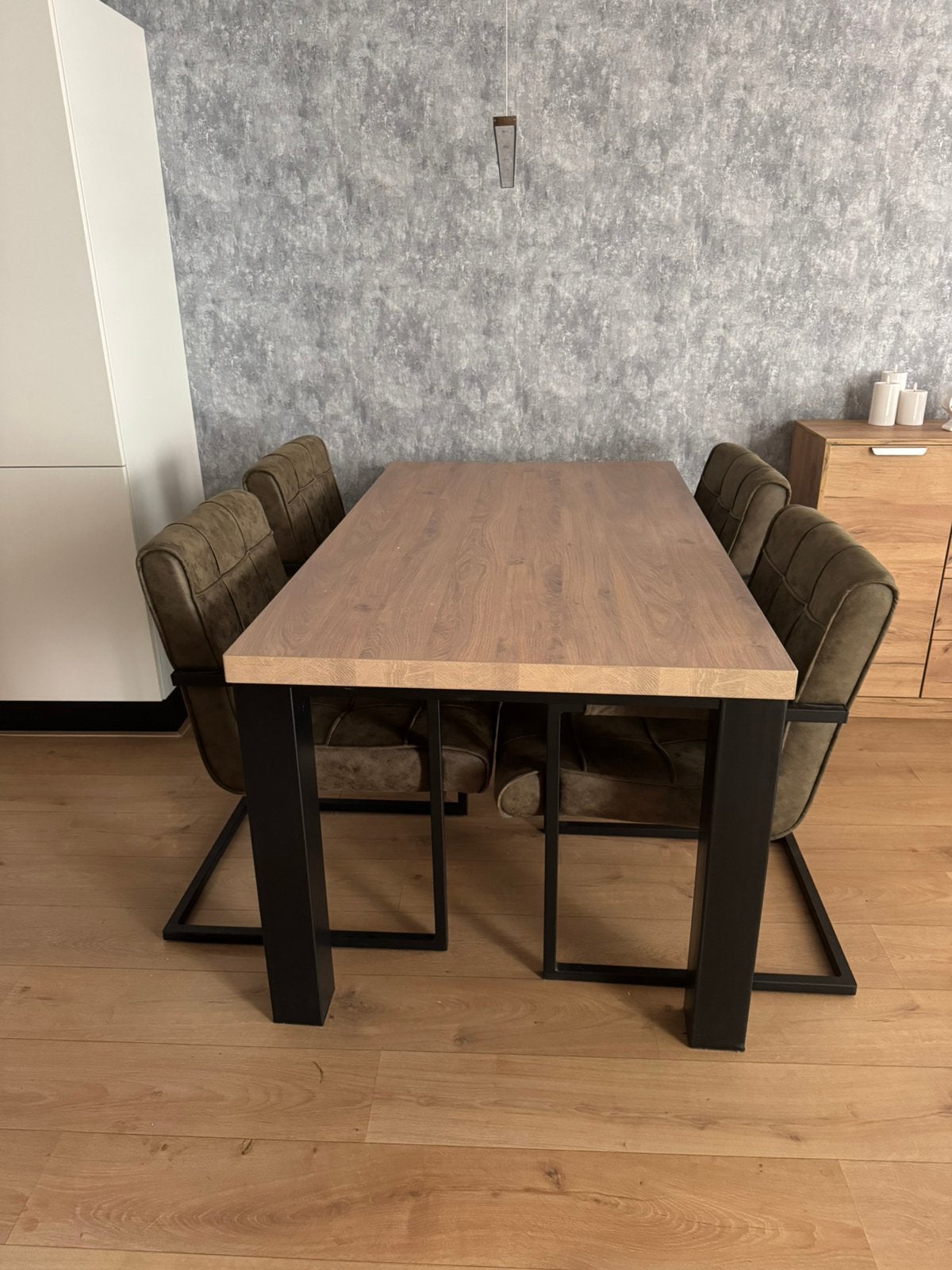 Eettafel + 4 eetkamerstoelen, Huis en Inrichting, Ophalen, Zo goed als nieuw, 4 tot 6 stoelen