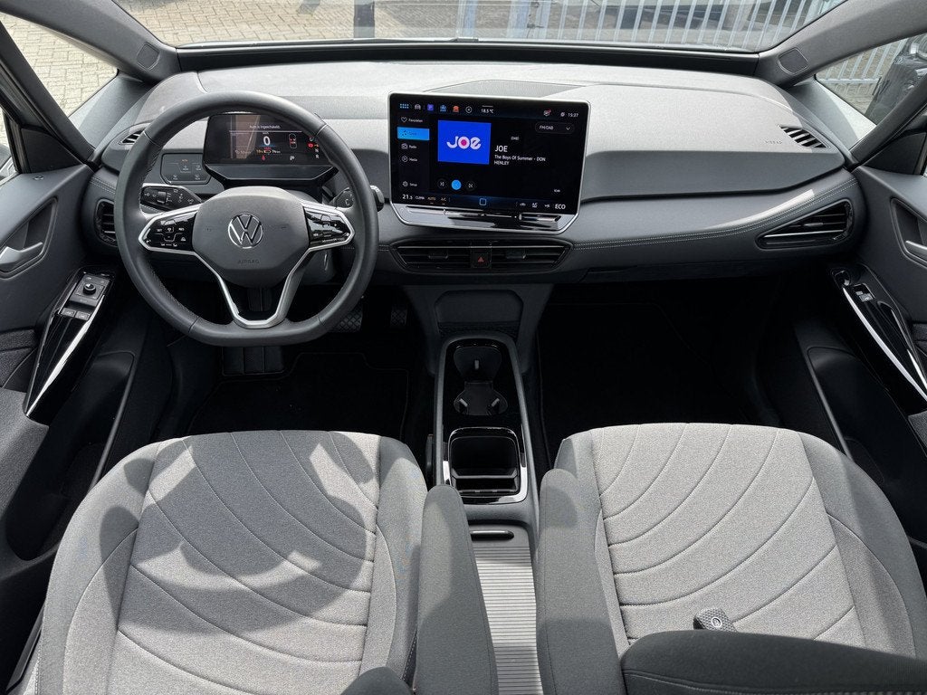 Volkswagen ID.3 Pure 52 kWh 170pk (bj 2025, automaat), Auto's, Volkswagen, Automaat, 12 maanden, Automatische klimaatregeling