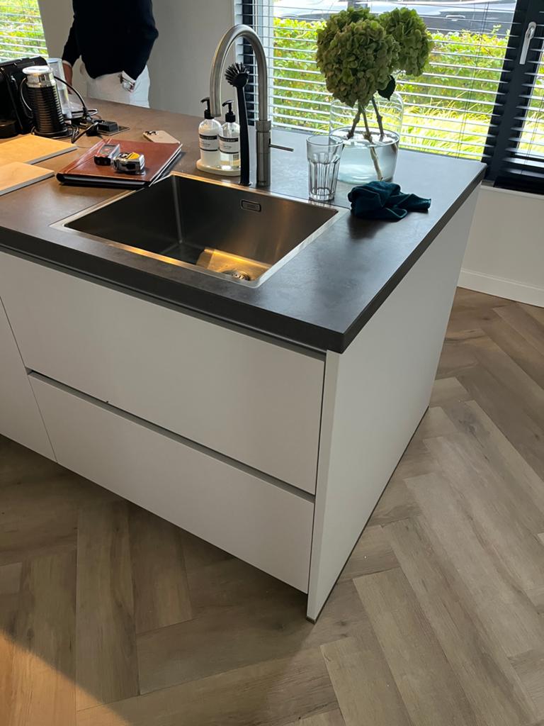 Keramiek werkblad met spoelbak, kookplaatuitsparing & WCD, Huis en Inrichting, Keuken | Keukenelementen, Ophalen, Gebruikt, 75 cm of meer