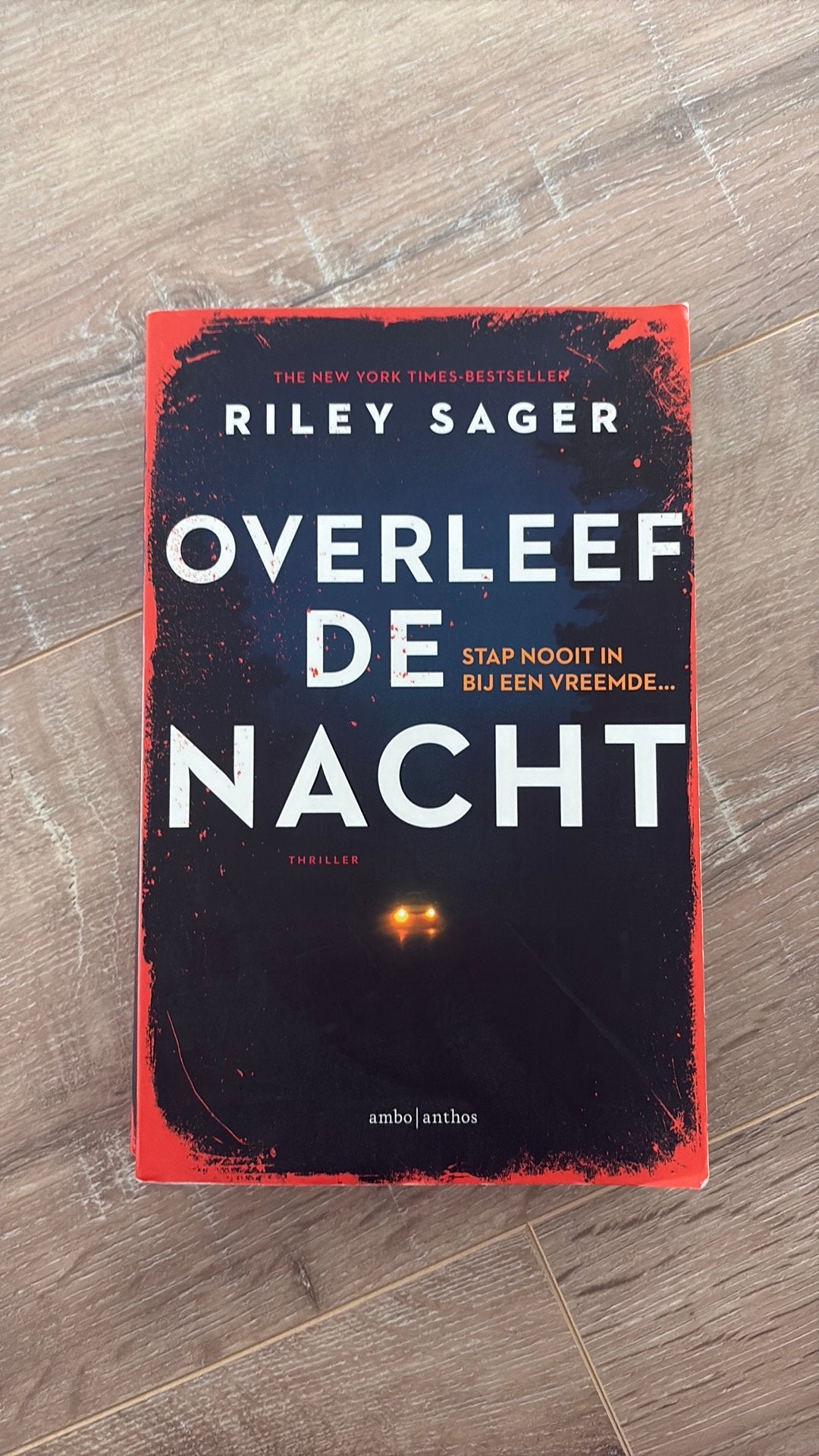 Riley Sager - Overleef de nacht, Ophalen of Verzenden, Zo goed als nieuw, Riley Sager