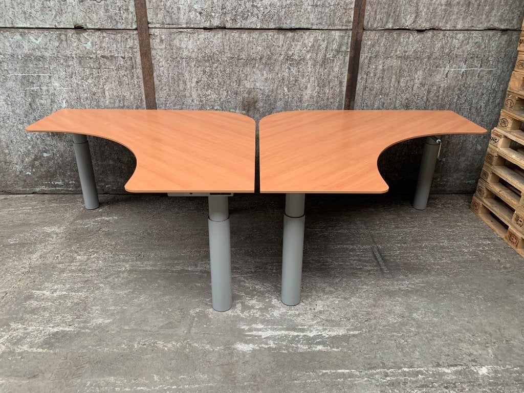 Hoekbureaus 161x161cm - slinger verstelbaar, Ophalen of Verzenden, In hoogte verstelbaar, Gebruikt, Hoekbureau