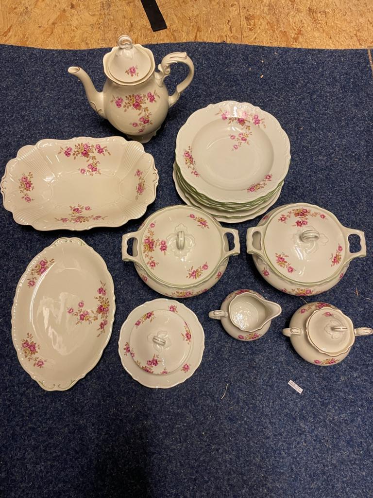 Servies Victoria, Ophalen