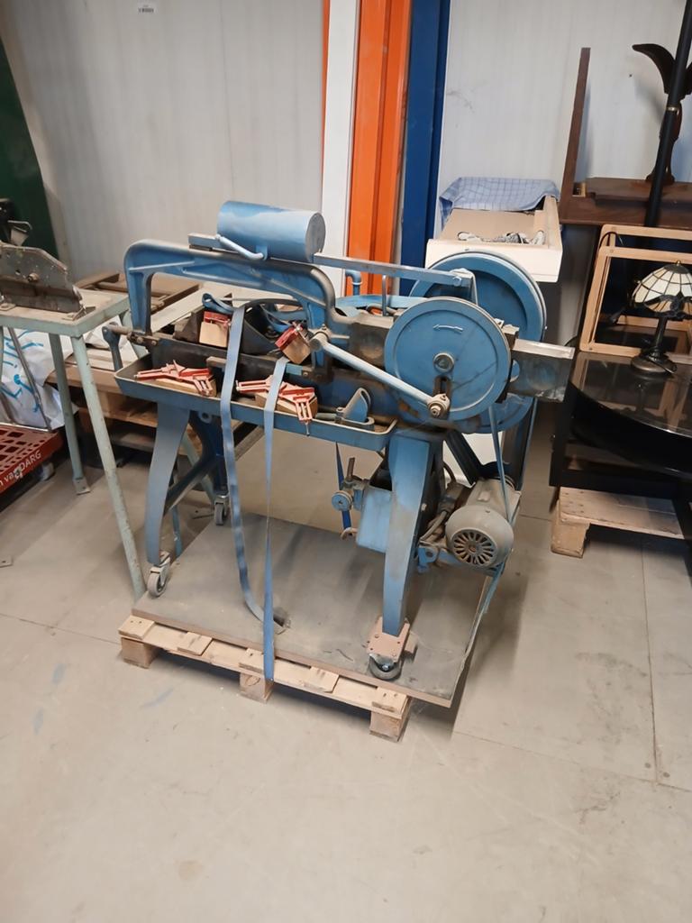 Beugelzaag staal/Polijst machine/stenenzaagtafel, Ophalen