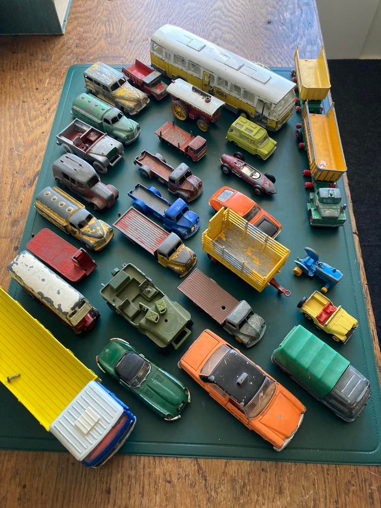 Dinky Toys, Hobby en Vrije tijd, Modelauto's | 1:43, Ophalen of Verzenden, Gebruikt, Auto, Dinky Toys