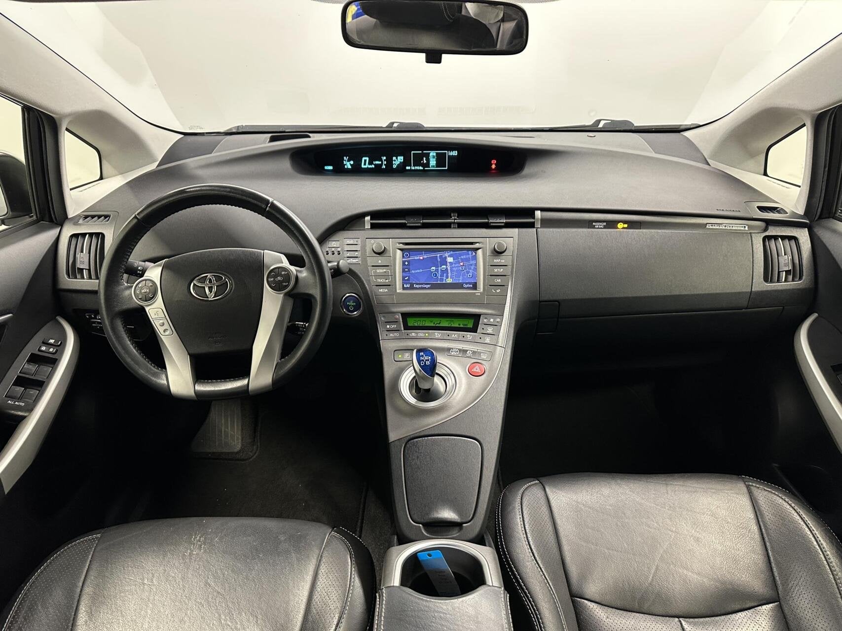 Toyota Prius 1.8 Plug-in Aspiration LEER NAVI CAMERA CRUISE., Auto's, Euro 5, 136 pk, Gebruikt, Zwart