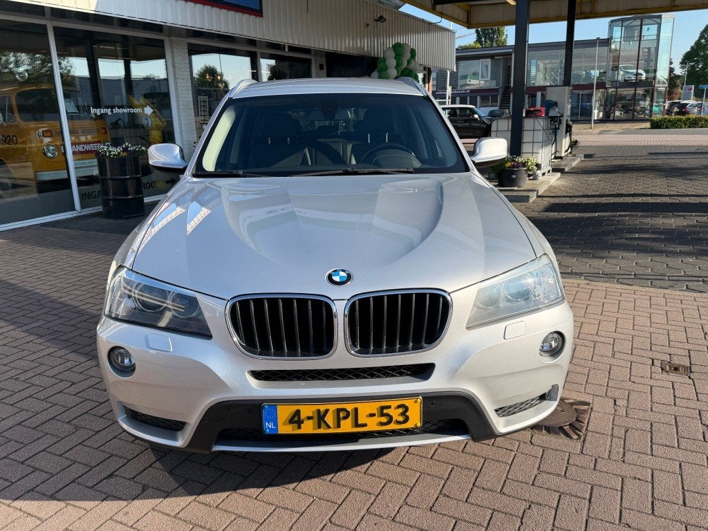 Bmw X3 2.0i XDRIVE HIGH EXE Automaat 4x4 NL-auto #FULLOPTION, Auto's, BMW, Euro 5, Gebruikt, 4 cilinders, Bedrijf