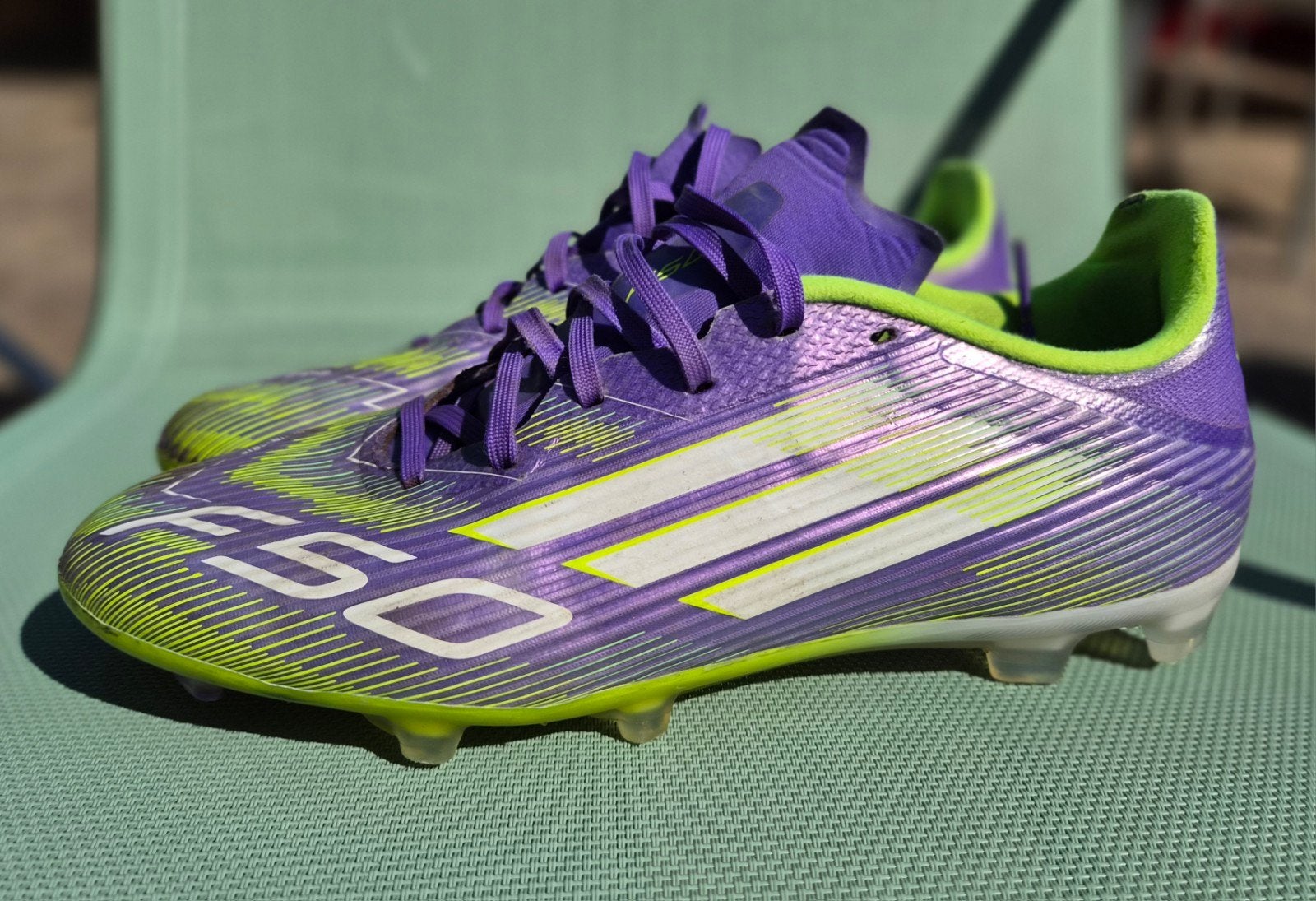 Adidas F50 Voetbalschoenen - Paars/Geel maat 40, Maat XS of kleiner, Schoenen, Ophalen of Verzenden, Zo goed als nieuw