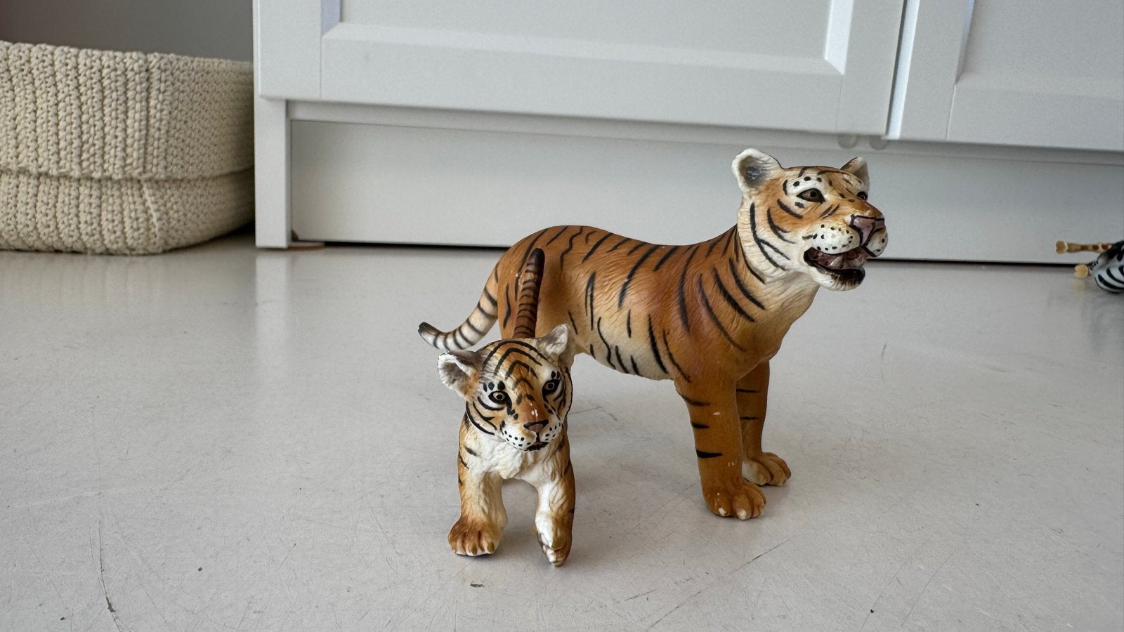 Schleich Tijger met welp - Zo goed als nieuw, Ophalen of Verzenden, Zo goed als nieuw