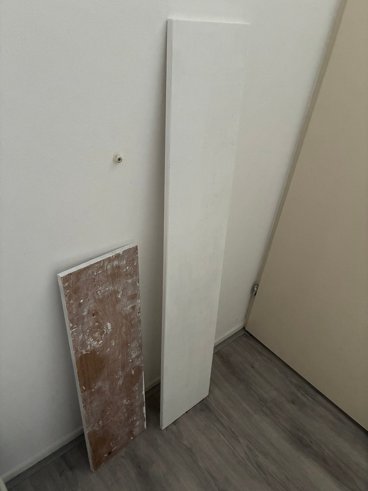 2 planken met steunen - gratis, alleen ophalen, Ophalen, Zo goed als nieuw