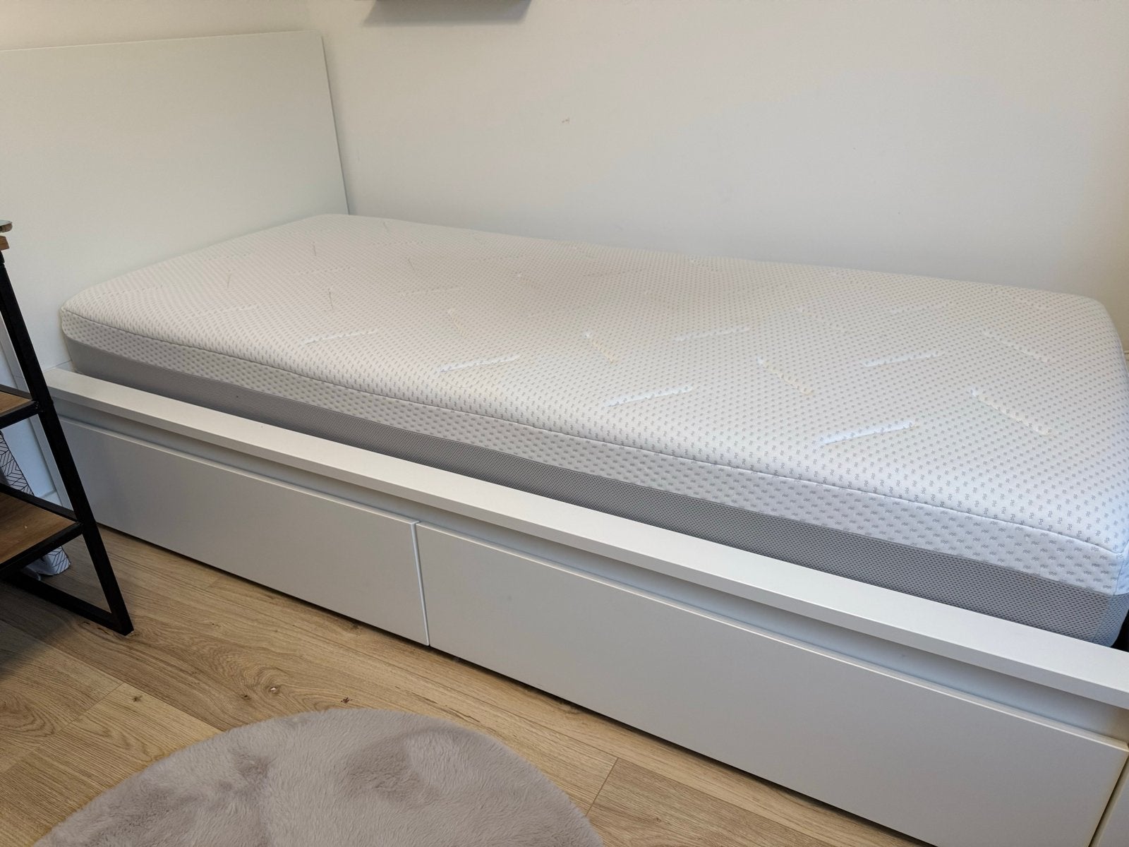 Ikea Malm bed 90x200 met lades en Wellpur Gold matras, Ophalen, 90 cm, Eenpersoons, Wit