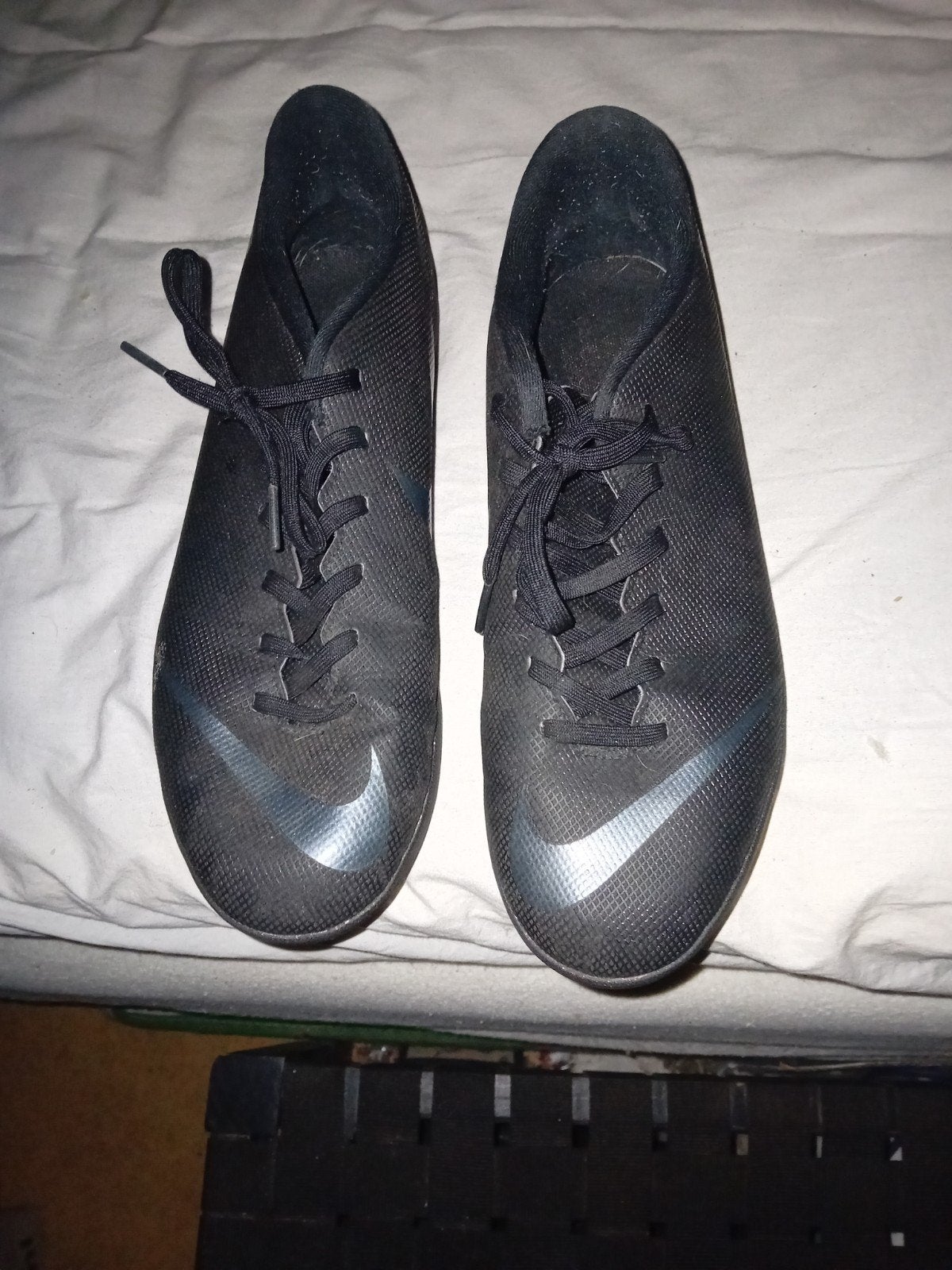 Zwarte Nike voetbalschoenen - Maat 44, Sport en Fitness, Voetbal, Maat XS of kleiner, Ophalen of Verzenden, Gebruikt, Schoenen
