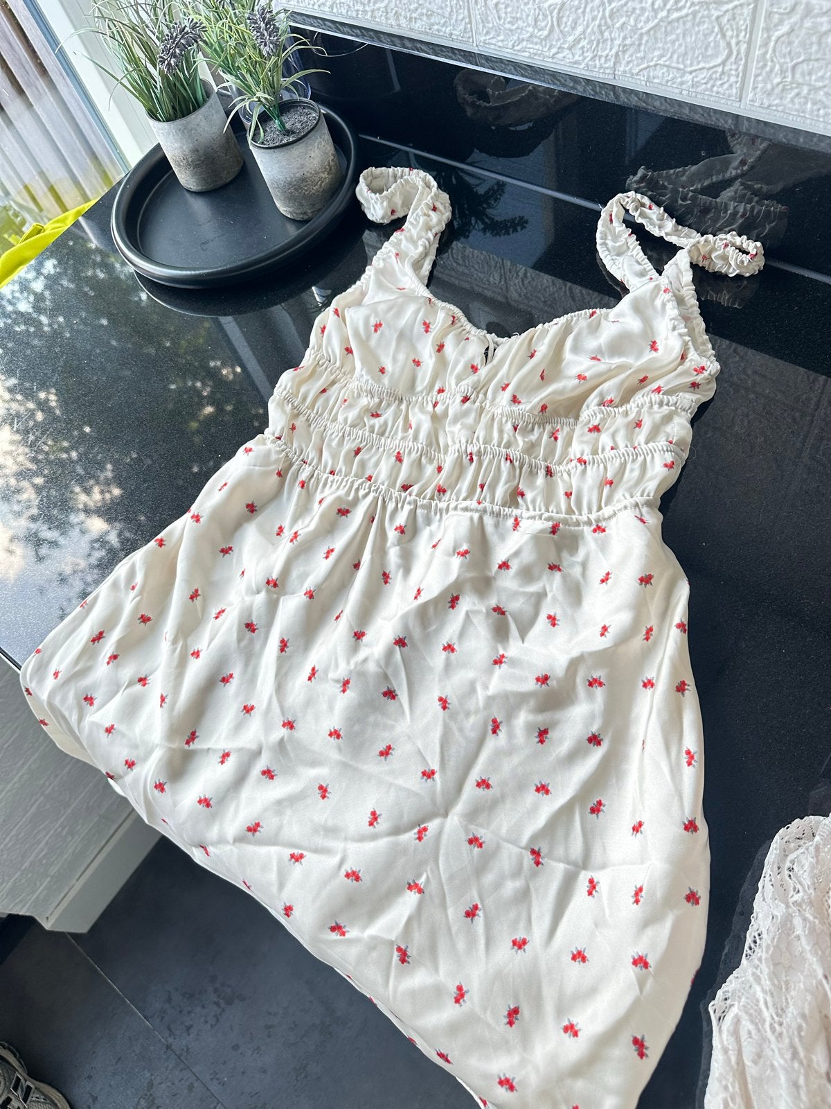 Zara mini jurk met bloemenprint, maat S, Wit, Ophalen of Verzenden, Zo goed als nieuw, Maat 36 (S)