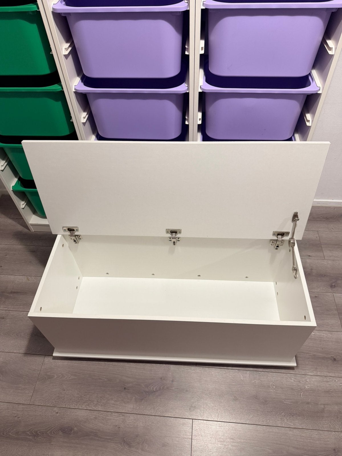 Witte opbergkist / speelgoedkist met klep – nette staat, Huis en Inrichting, Ophalen, Zo goed als nieuw