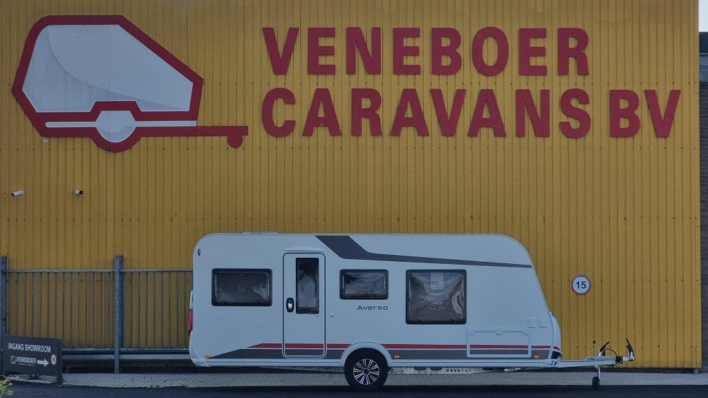 Bürstner Averso 485 TS, Caravans en Kamperen, Bedrijf, Bürstner, 6 tot 7 meter, Overige typen
