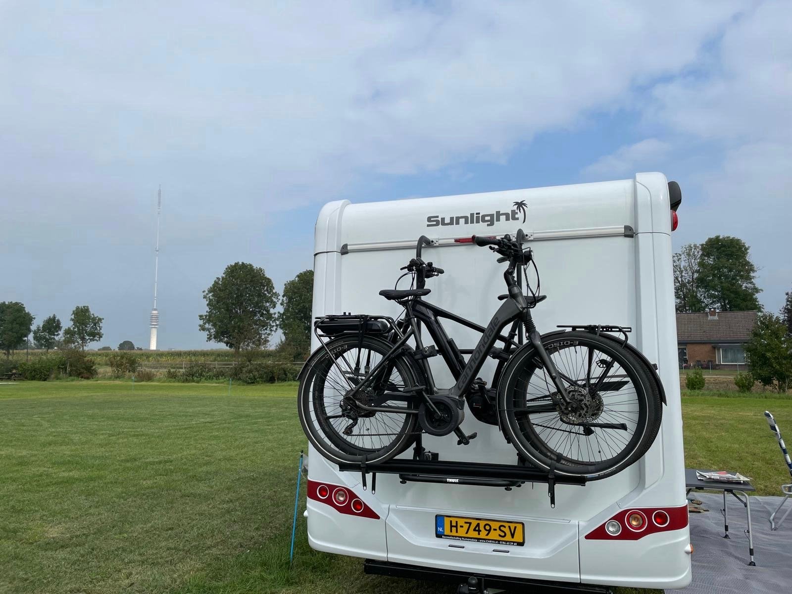 Sunlight T69L XV Ducato 2.3 140pk weinig km-perfecte staat, Achteruitrijcamera, Sunlight, Fiat, 7 tot 8 meter