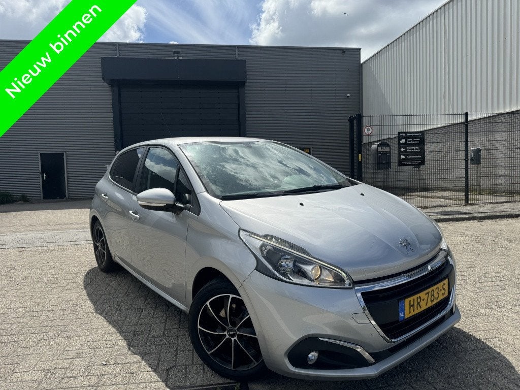 Peugeot 208 1.6HDI EURO 6 NAVI CLIMA CRUISE NETJES, Voorwielaandrijving, Gebruikt, Euro 6, 4 cilinders