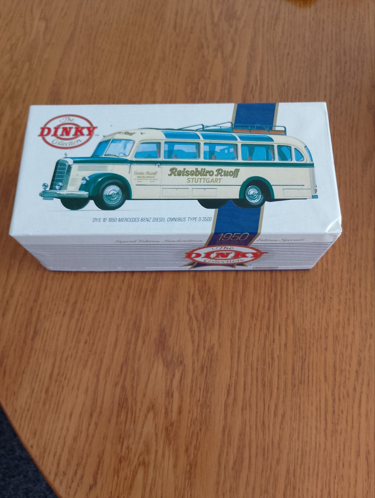Dinky Collection Mercedes-Benz Diesel Omnibus Type D-3500, Ophalen, Zo goed als nieuw, Overige typen