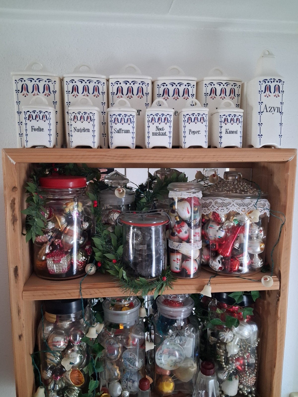 Vintage voorraadpotten, Ophalen