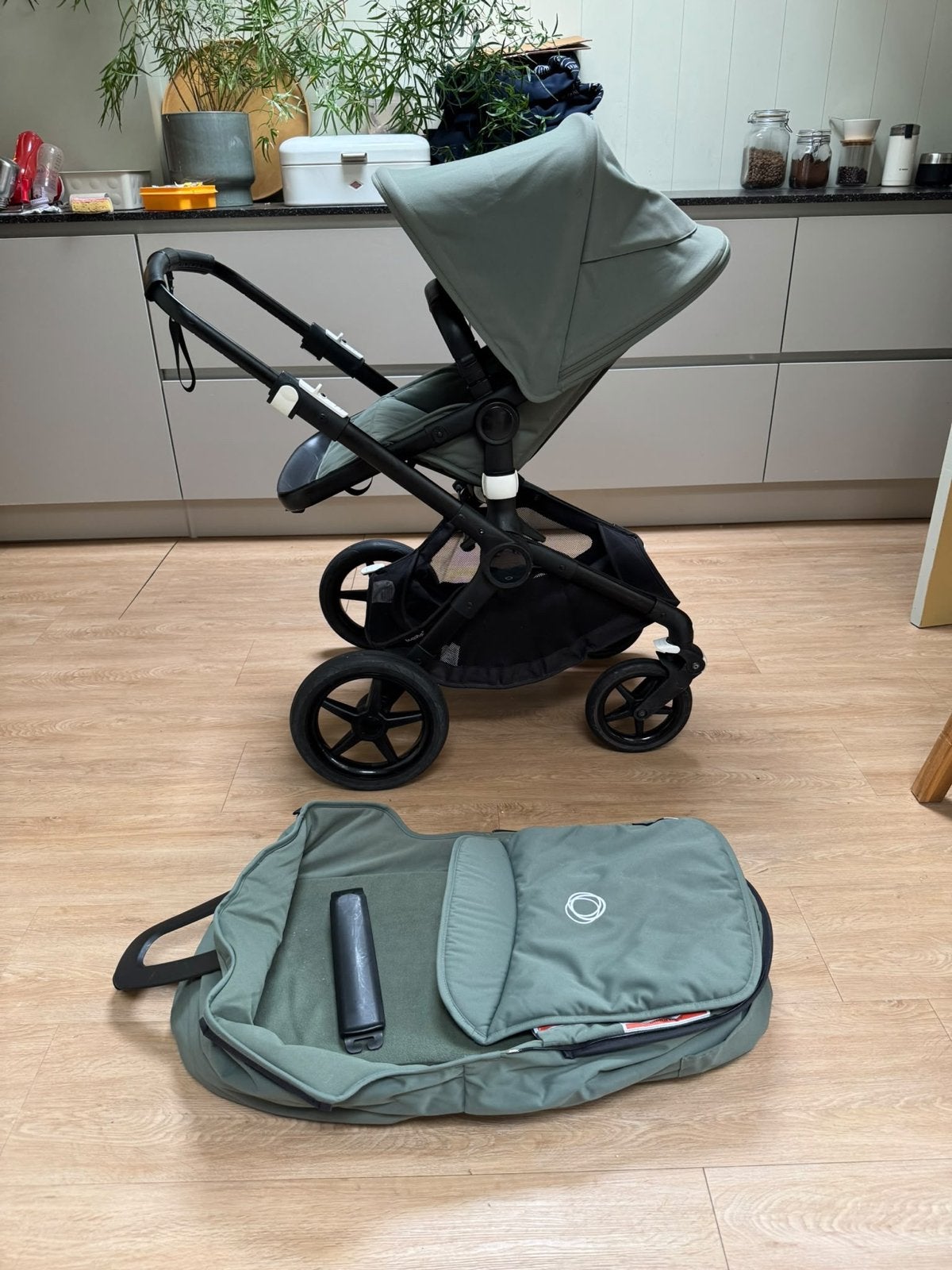 Bugaboo Fox 3 in Forest Green, Kinderen en Baby's, Gebruikt, Bugaboo, Met reiswieg, Ophalen