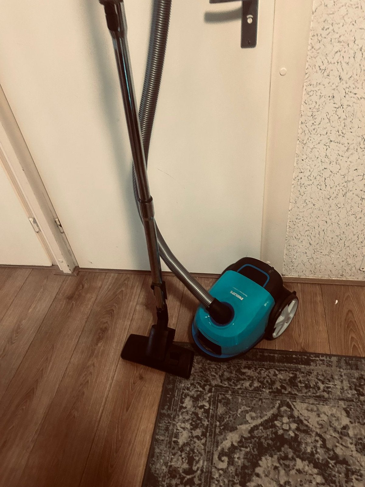 Goedewerkende Philips stofzuiger, Ophalen, Gebruikt