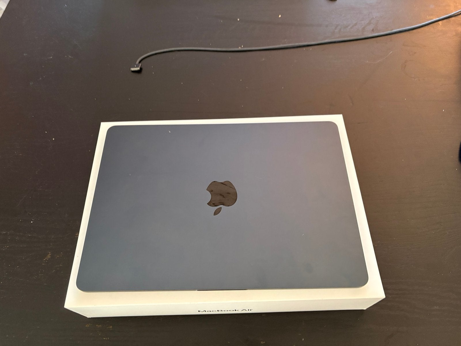 Macbook Air M3 8gb/256gb Midnight + accessoires, Computers en Software, Apple Macbooks, Gebruikt, 256 GB, 8 GB, 13 inch