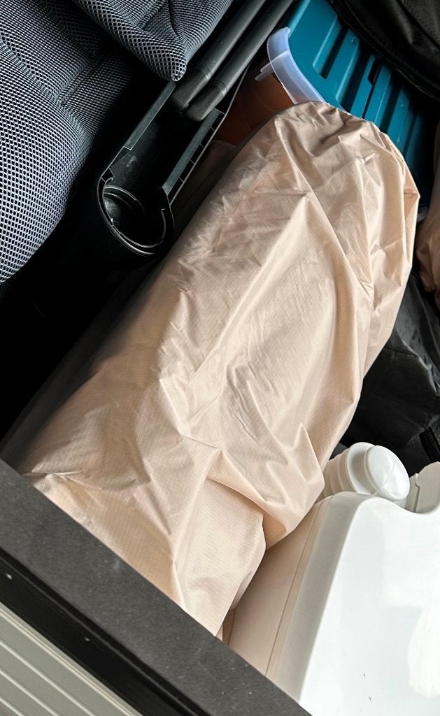 4 zelfopblazende matrassen van Campooz, Ophalen, Zo goed als nieuw, 1-persoons
