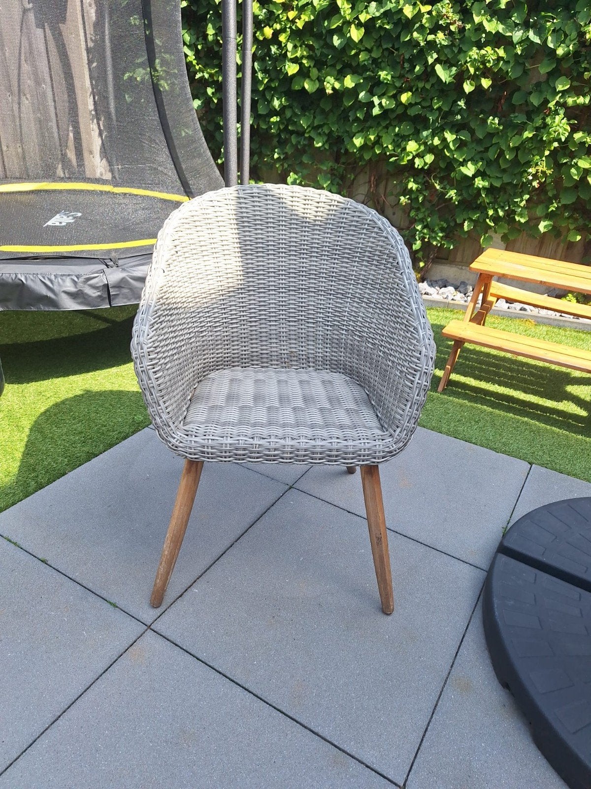 4x Wicker tuinstoelen met houten poten, Ophalen, Gebruikt, Wicker