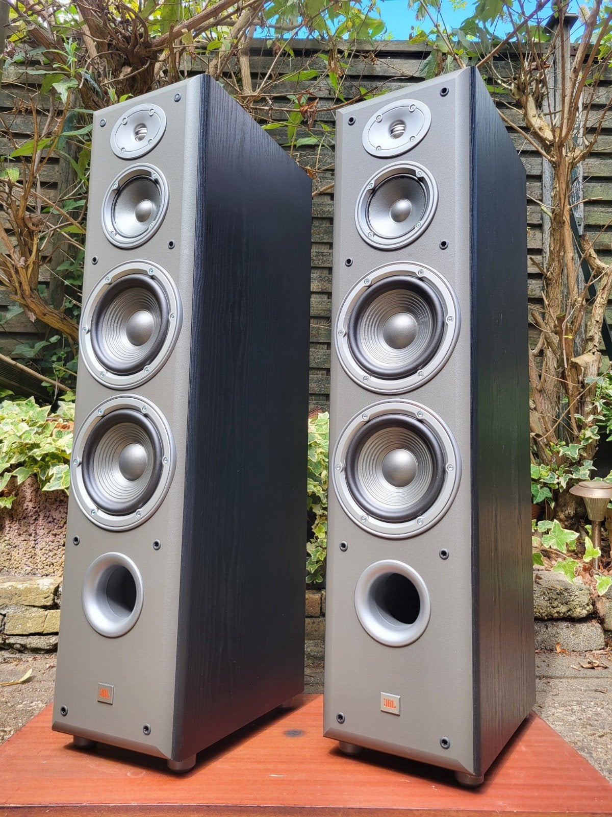 JBL Northridge E80 Luidsprekers Zuilen # Black-Ash #, Vloerstaande luidspreker, Gebruikt, JBL, Ophalen of Verzenden