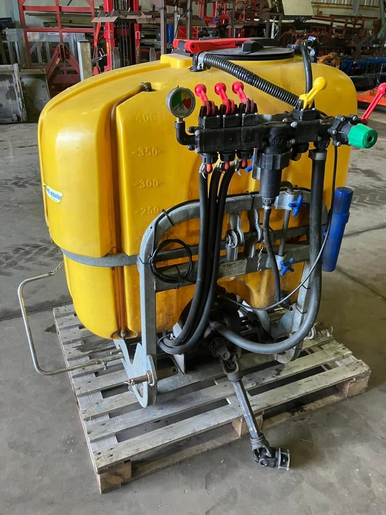 Tolmet gedragen spuittank watertank spuitmachine, Ophalen, Gebruikt