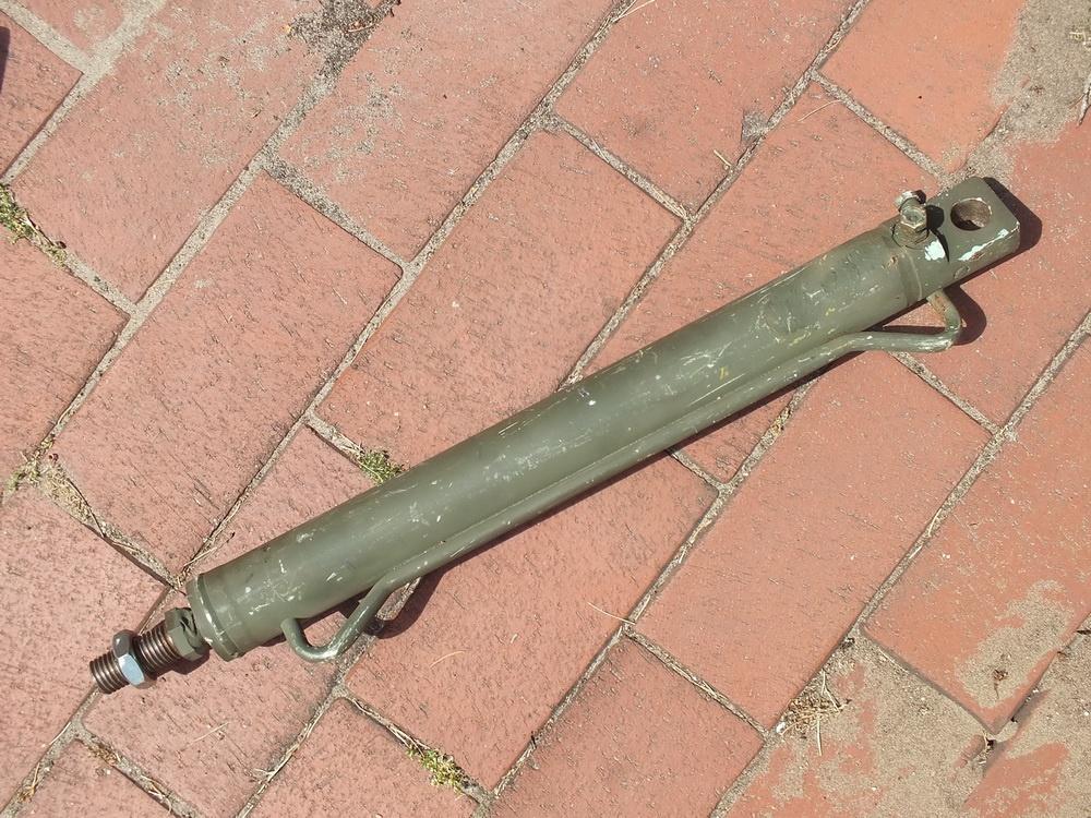 hydrolische cylinder klein model, Ophalen, Gebruikt