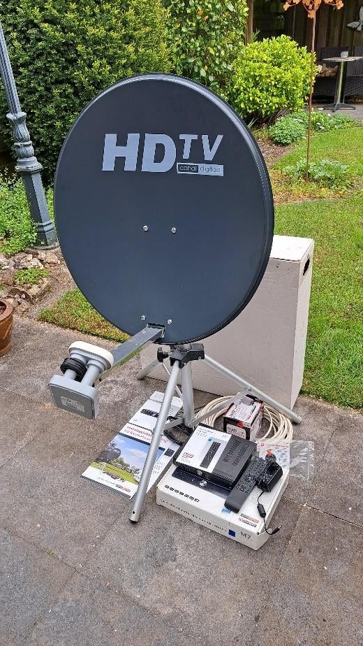 Recreatieset digitale TV - Canal Digitaal M7 schotelset, Ophalen, Zo goed als nieuw, (Schotel)antenne, Overige merken