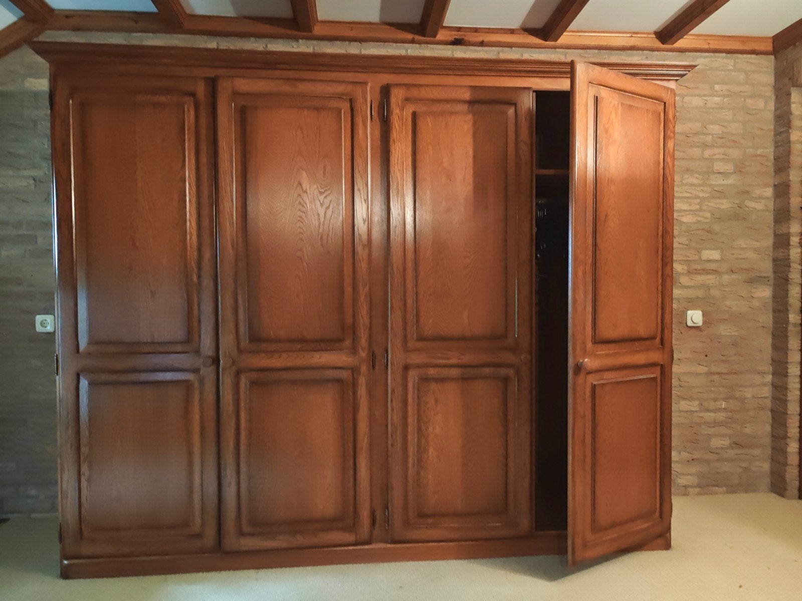Massief eiken kledingkast met 4 deuren, Huis en Inrichting, Kasten | Kledingkasten, Ophalen, Met deur(en), Gebruikt, 200 cm of meer