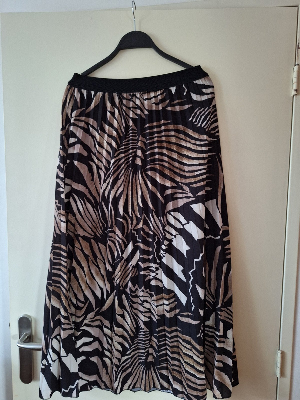 Dames rok Pescara maat L, Kleding | Dames, Rokken, Maat 38/40 (M), Zwart, Ophalen of Verzenden, Zo goed als nieuw